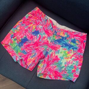 Like new size 2 Lilly Pulitzer Shorts.